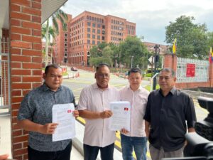 Dakwa dipecat tidak ikut perlembagaan parti, enam bekas Ketua Bahagian Bersatu serah aduan ROS