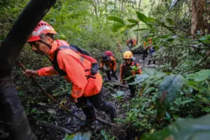 Debris found but 10 missing after Indonesian plane crash
