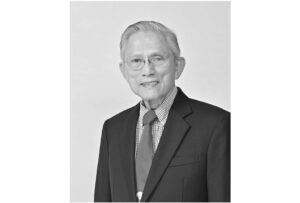 Dr Wee pays tribute to late MCA veteran Wang Choon Wing