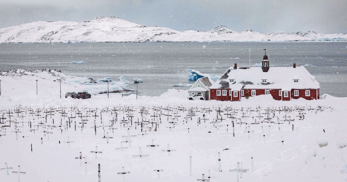 EU wants US trade deal back on track, but warns it would defend itself if threatened again