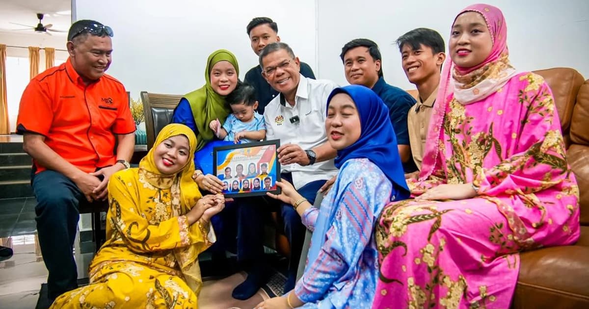 Fines for late birth registration can be waived, says Saifuddin