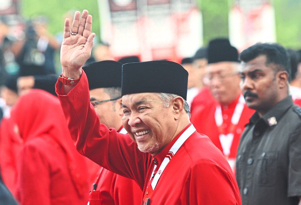 Follow the president, not get influenced by other parties, Umno told