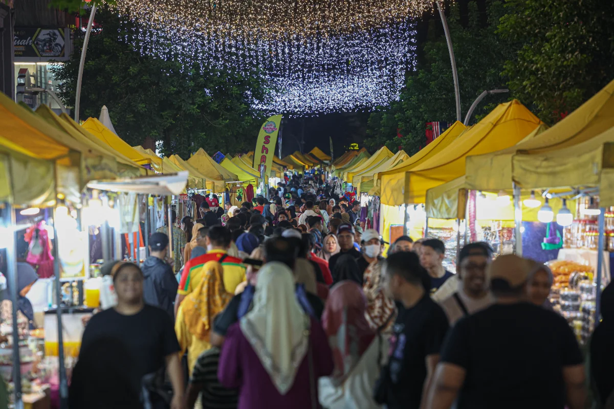 Foreign F&b chains threaten local SMEs