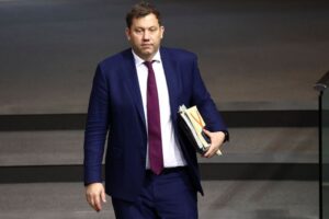 Germany to hold call with select EU states in push for a 'two‑speed' Europe