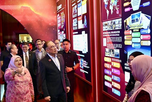 Good governance, stability, and investor confidence key to ringgit's seven year high, says PM