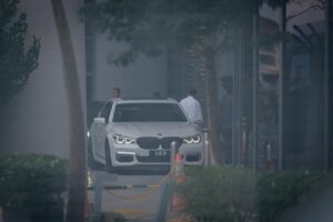 Hafizuddeain tiba di SPRM dirakam keterangan