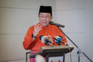 Jakim perkenal model seragam undang-undang Islam