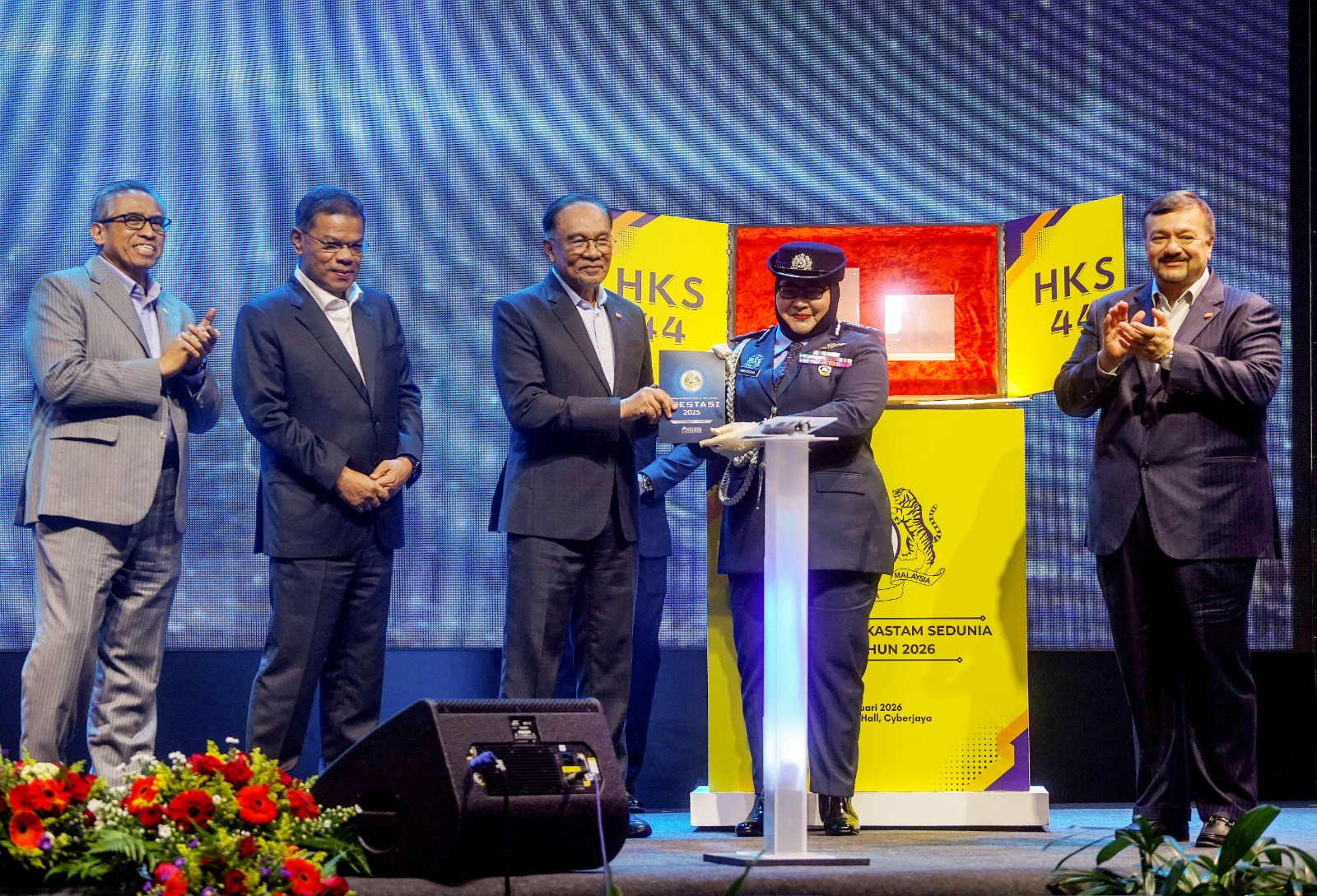 Kerajaan akan terus bongkar ketirisan dana awam