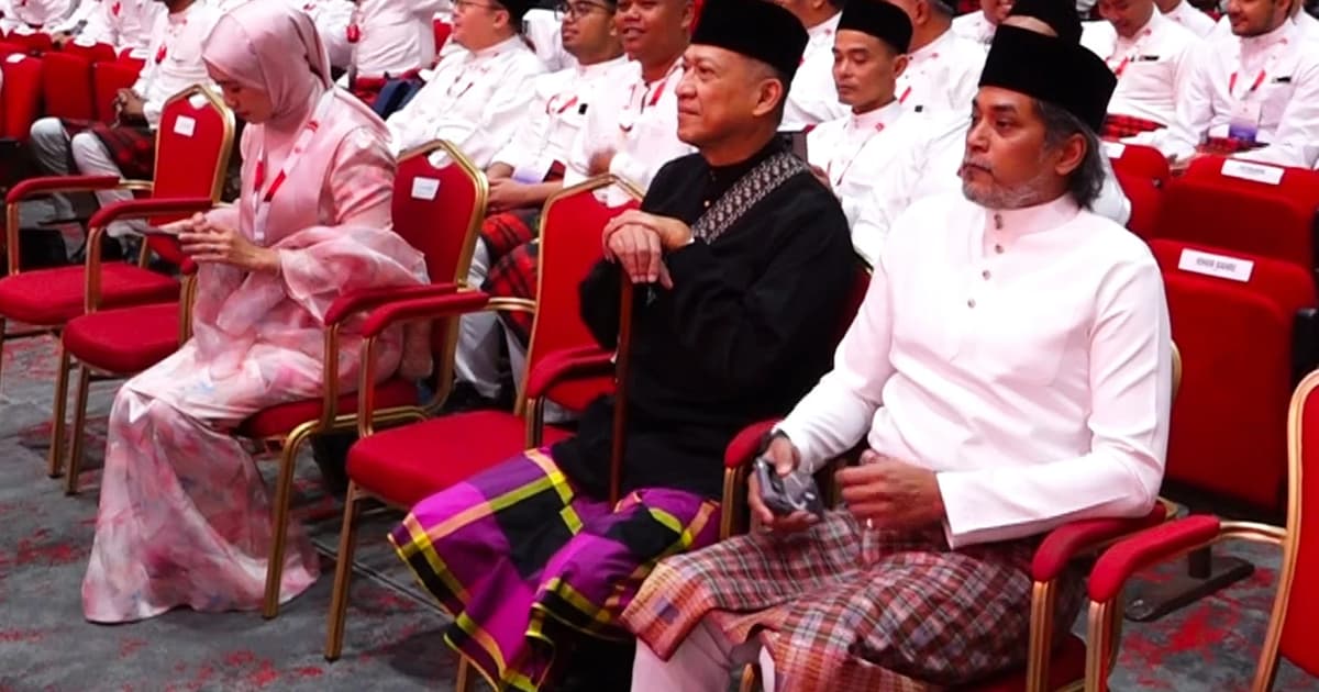 Khairy expecting ‘good things’ after Umno AGM return