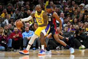 LeBron in tears during rout in possible Cleveland farewell