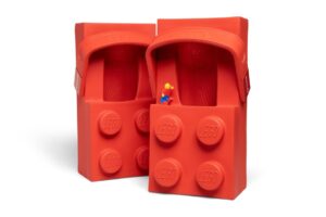 Lego Dan Crocs Hasilkan Kasut Unik – LEGO Brick Clog