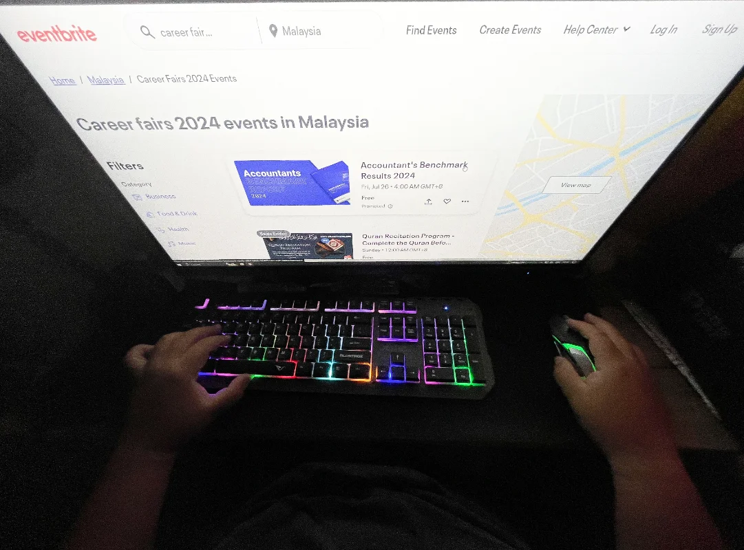 Malaysia's unemployment rate hits 11-year low of 2.9%