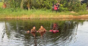 Man killed, teen unconscious after car plunges into two-metre-deep drain
