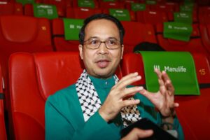 Mereka datang tiada kaki, tanpa tangan - Fedtri Yahya