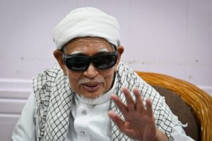 PAS-Bersatu ties strong, says Hadi, as calls for Muafakat Nasional revival grow