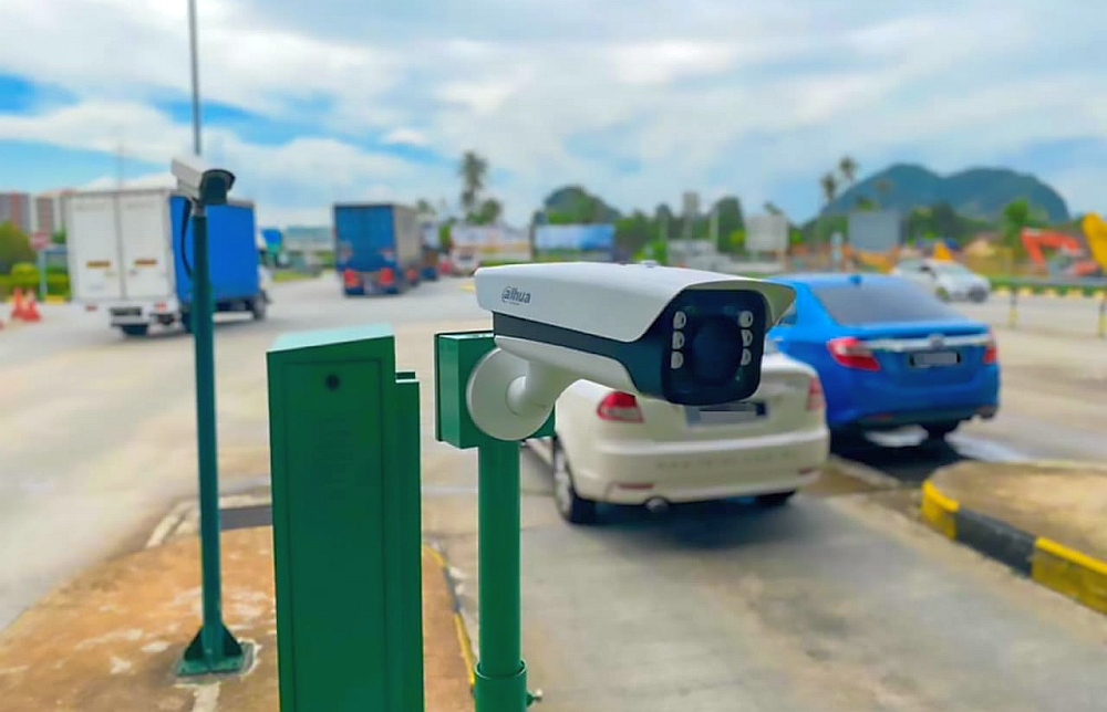 PLUS ANPR Tolling Pilot: Drive through any toll lane from Hutang Kampung to Sungai Dua