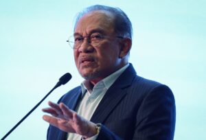 PM Anwar calls for end to cartels that burden the people