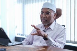 Pas letak syarat sertai Kolaborasi Agung