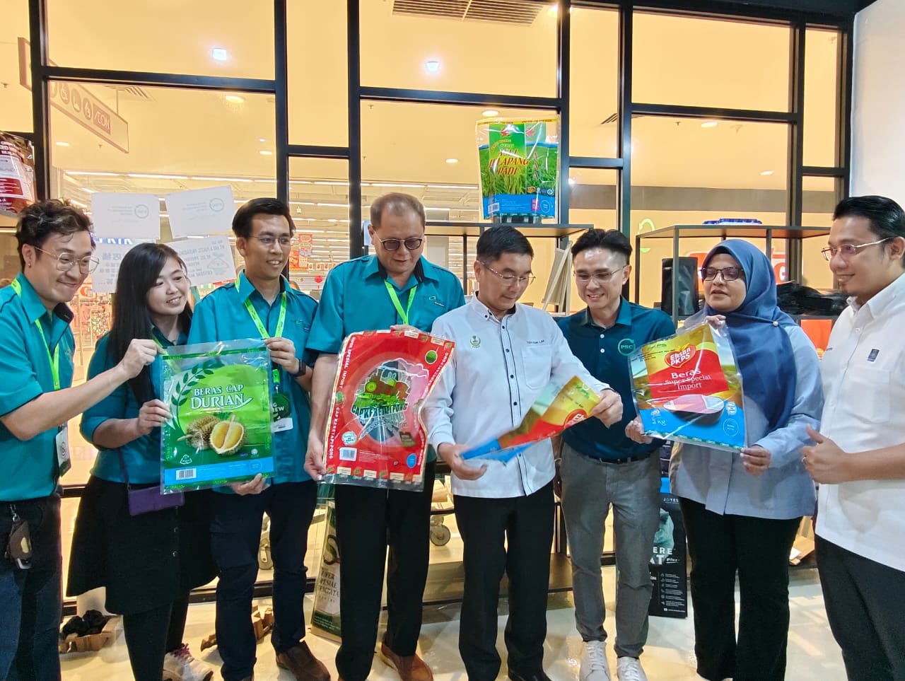 Peniaga kenakan caj 20 sen beg plastik berdepan tindakan