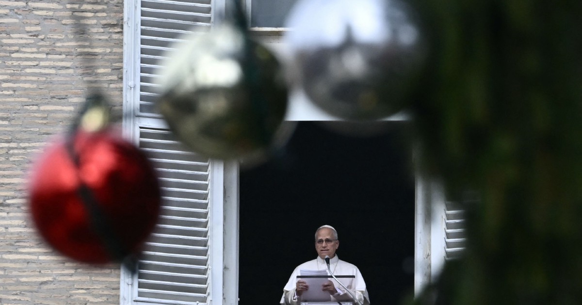 Pope Leo calls for Venezuela to remain an independent country