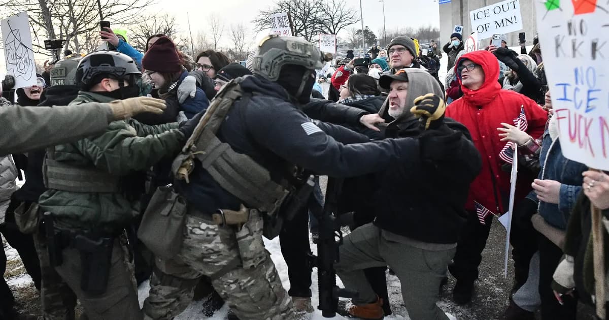 Protesters, US law enforcement clash after immigration officer kills woman