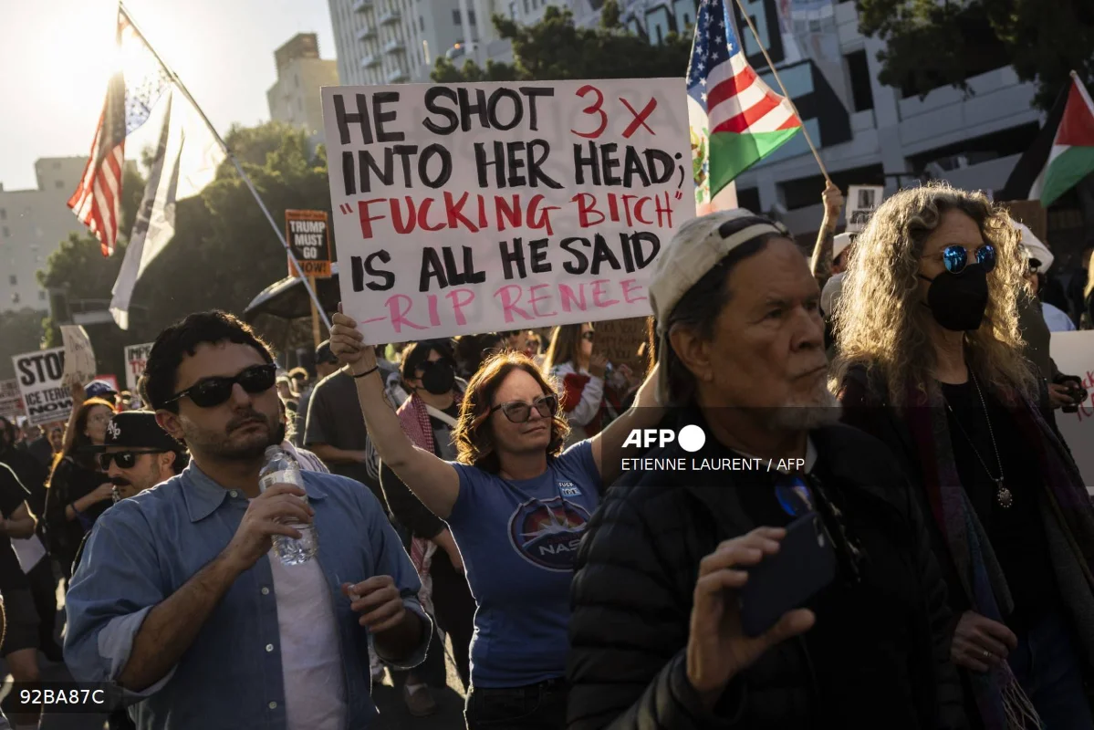 Protests erupt across US after woman killed by immigration agent