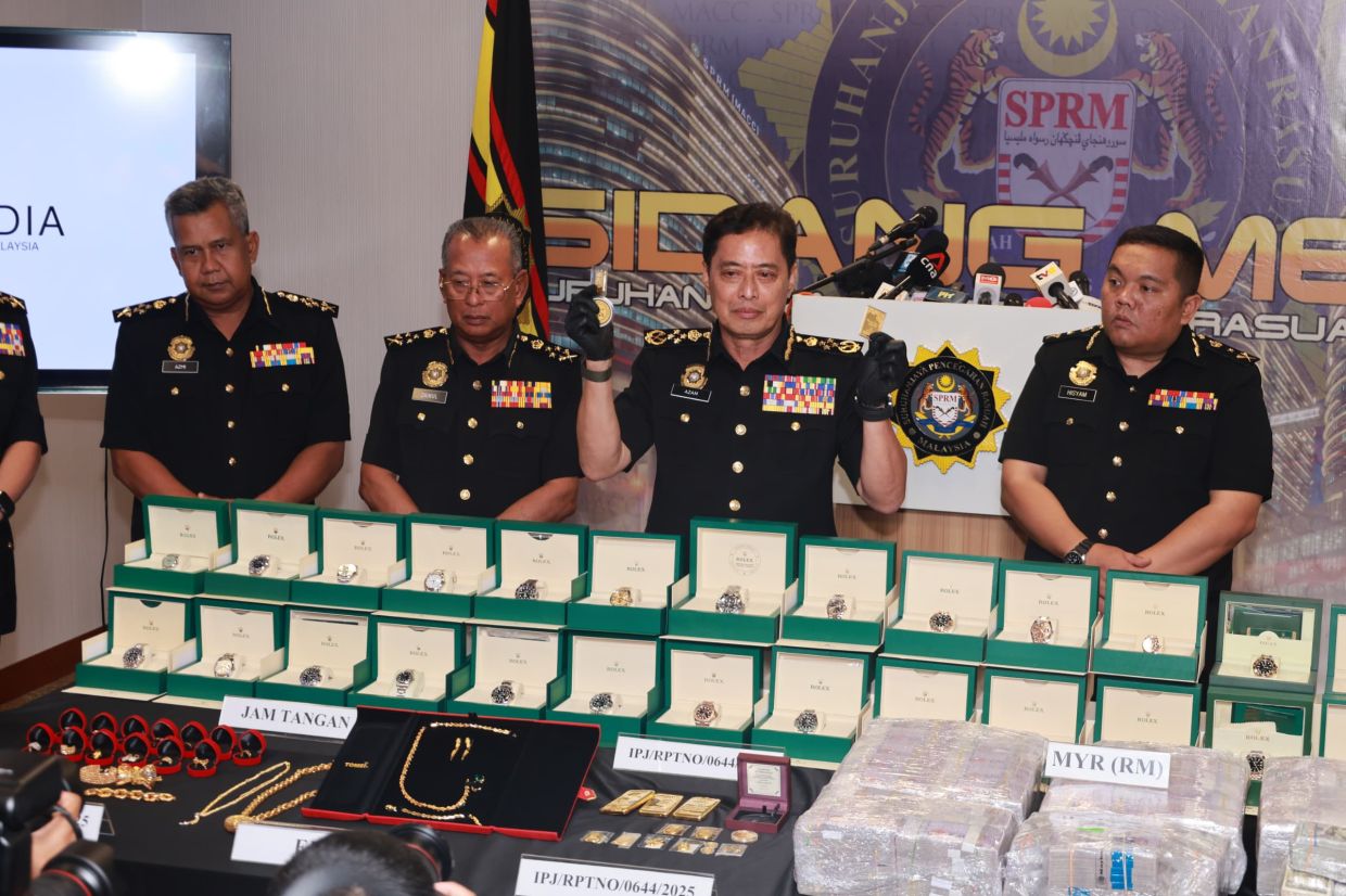 RM11.4mil in assets seized in MACC probe involving former Army Chief