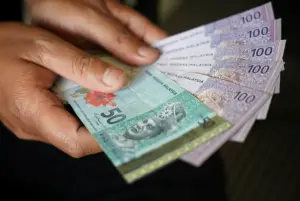 Ringgit kukuh ke paras 3.9485 berbanding dolar AS susulan data hambar