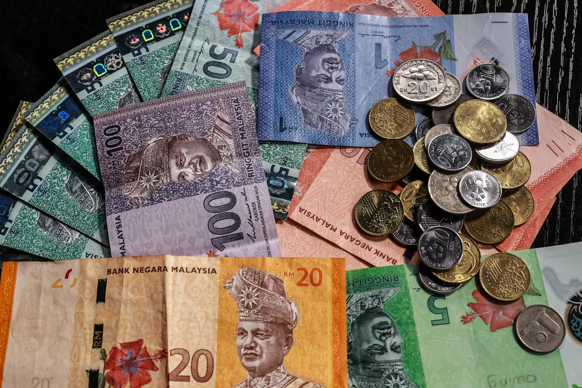 Ringgit rebounds against USD amid political uncertainty
