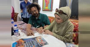 #SHOWBIZ: Artistic aspirations: Cat Farish, Shikin Maembong swapping snacks for sketches