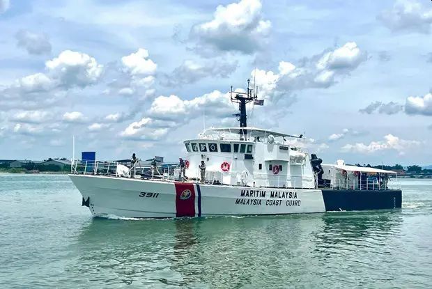 Selangor MMEA foils attempt to smuggle 32 illegal migrants out of Malaysia