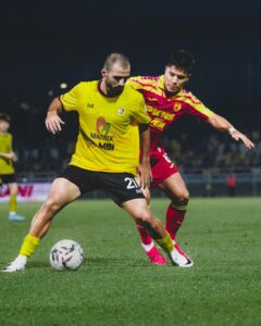 Selangor lonjak ke tangga kedua Liga Super