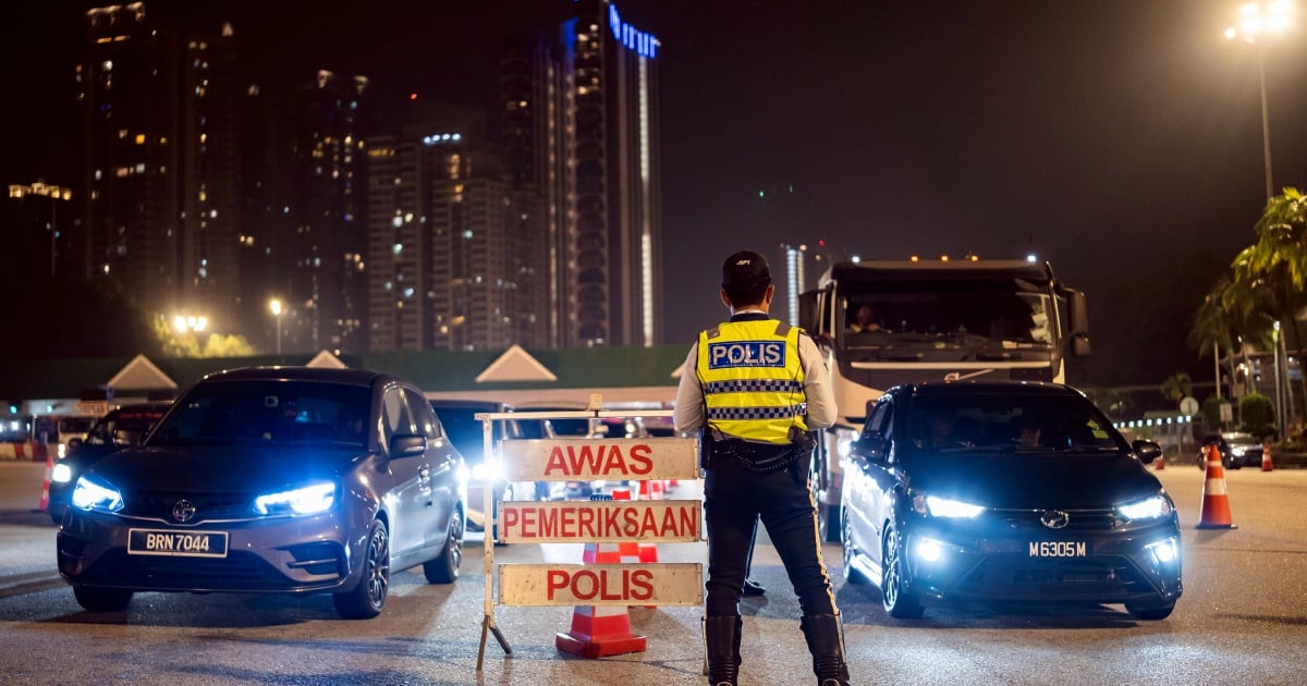 Selangor police issue 1,206 summonses, make seven arrests during New Year operation