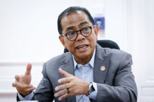 TLDM pantau kapal China di Zon Maritim Malaysia