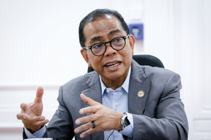 TLDM pantau kapal China di Zon Maritim Malaysia