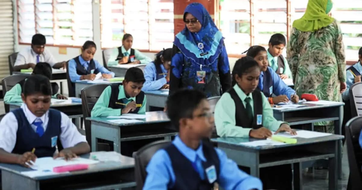 Tamil school enrolment declining, laments MIC leader