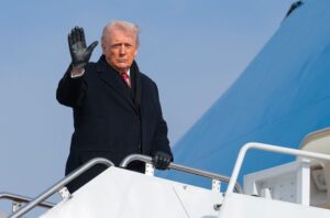 Tarif jadi 'senjata' Trump rampas Greenland