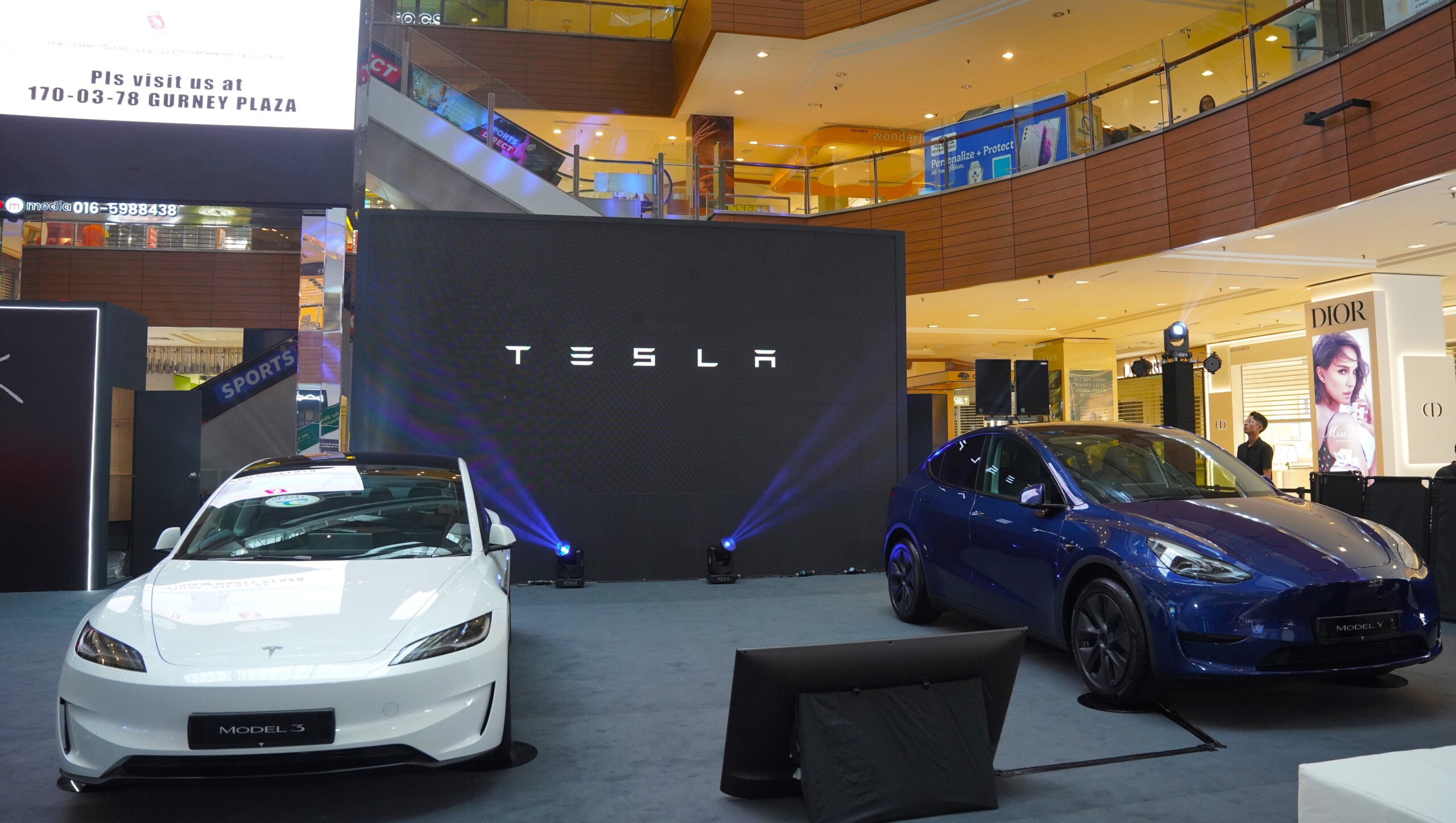 Tesla To Discontinue Model S And Model X EVs So That It Can Make Robots