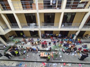 Tiada permit kerja sah, 30 warga asing di tapak pembinaan ditahan