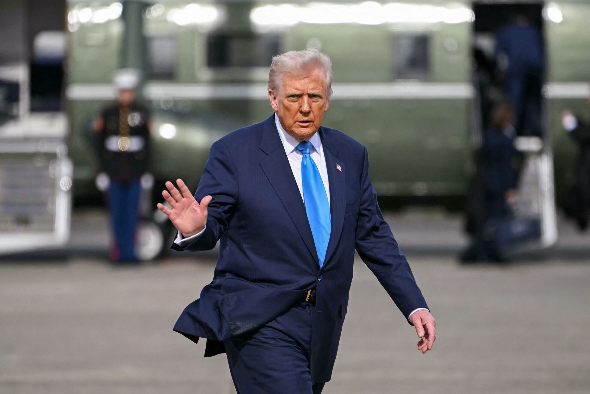 Trump berlagak hero, mahu bantu penunjuk perasaan Iran