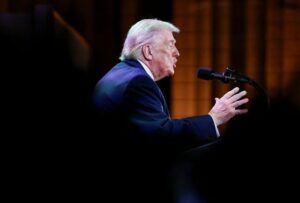 Trump says U.S. to open Venezuela airspace after talk with acting president