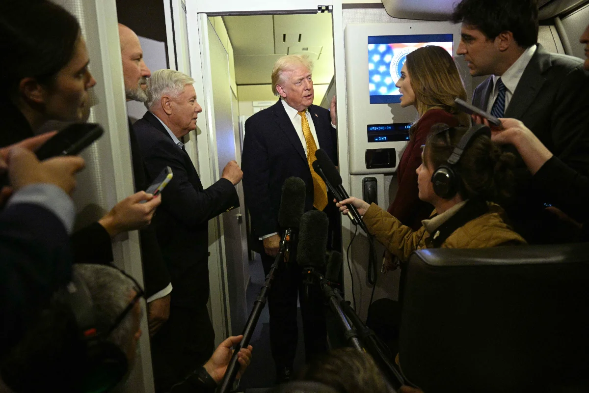 Trump warns Iran of severe US response if protesters are killed