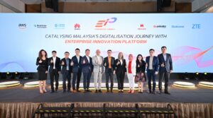 u mobile enterprise innovation platform launch