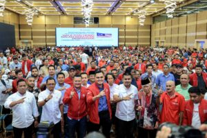 UMNO, Pas perlu perlu pimpin penyatuan orang Melayu