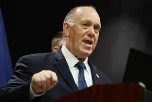 US border chief vows to continue immigration crackdown in Minneapolis