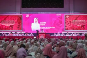 Umno AGM: Puteri Umno chief tells off delegate for calling members 'gedik', says remark degrading