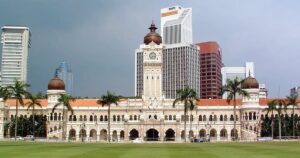 Use Bangunan Sultan Abdul Samad as courthouse again, urges Bar