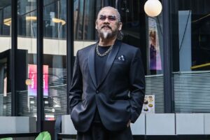 Vokal terjejas jika pergi berlakon, seksa mahu pulih