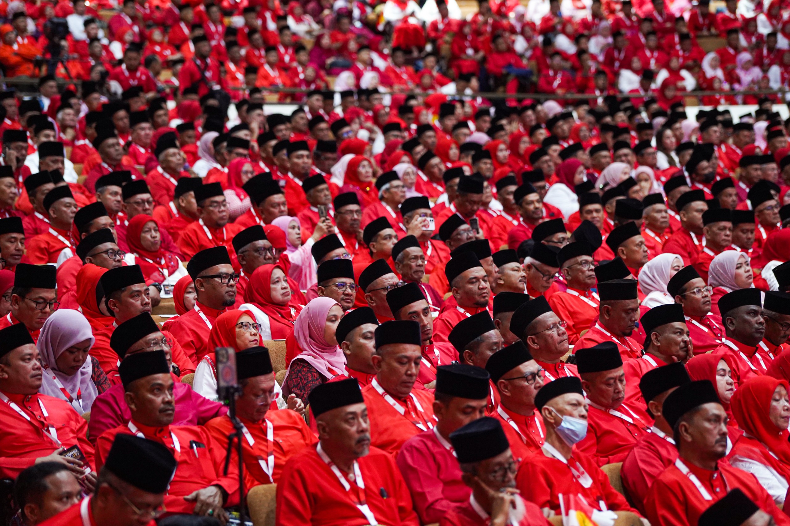 ‘Kalau pilihan raya esok, UMNO Terengganu kalah’