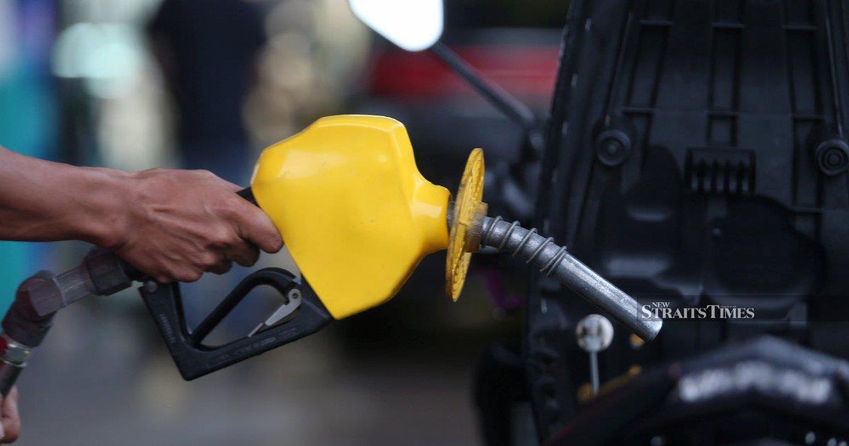 Anwar: Targeted BUDI95 fuel subsidy to save RM2.5bil in 2026